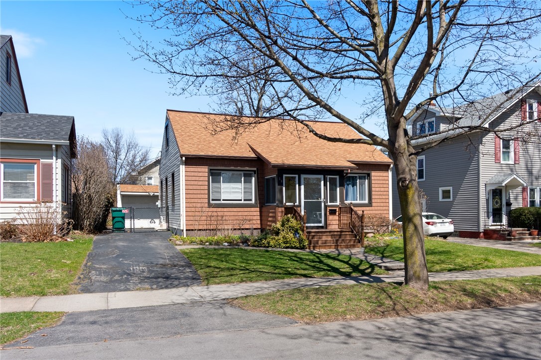50 Brett Road, Irondequoit, New York image 2