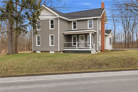 Photo of 1241 County Road 8, Farmington, NY 14425 (MLS # R1667526)