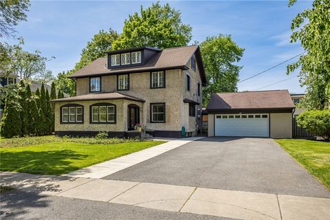 Homes For Sale - 21 Rand Place<br/> Monroe County, Pittsford, NY 14534