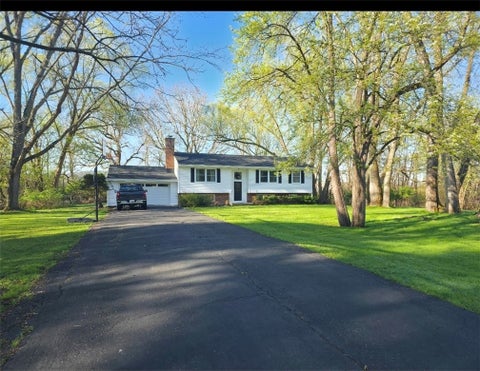 Homes For Sale - 12048 Oakfield Circle<br/> Corning, NY 14814