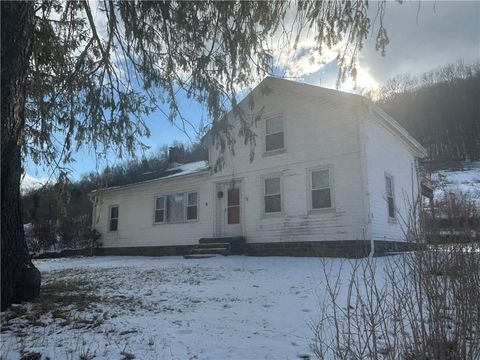 Homes For Sale - 2309 County Highway 16<br/> Delhi, NY 13753