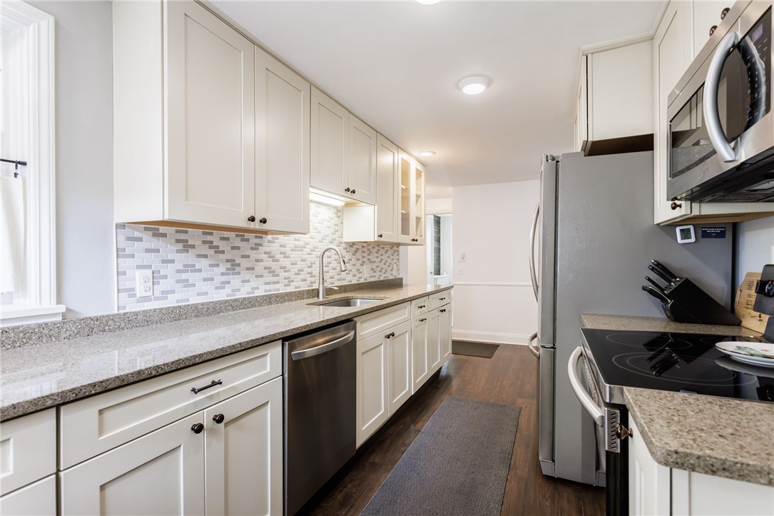 908 Winona Boulevard, Irondequoit, New York image 12
