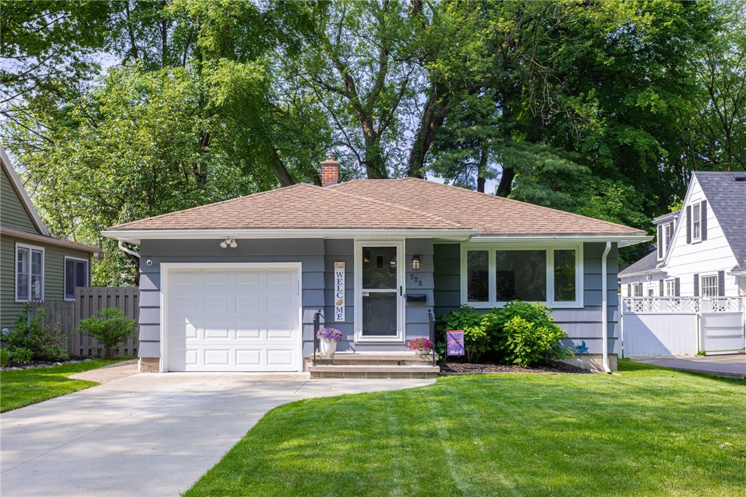 908 Winona Boulevard, Irondequoit, New York image 1
