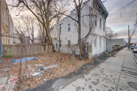 Tiny photo for 446 1st Street, Albany, NY 12206 (MLS # R1660430)