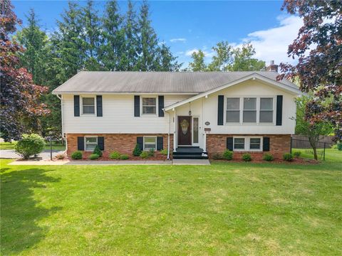 Homes For Sale - 141 Parkway Drive<br/> Schoharie County, Cobleskill, NY 12043