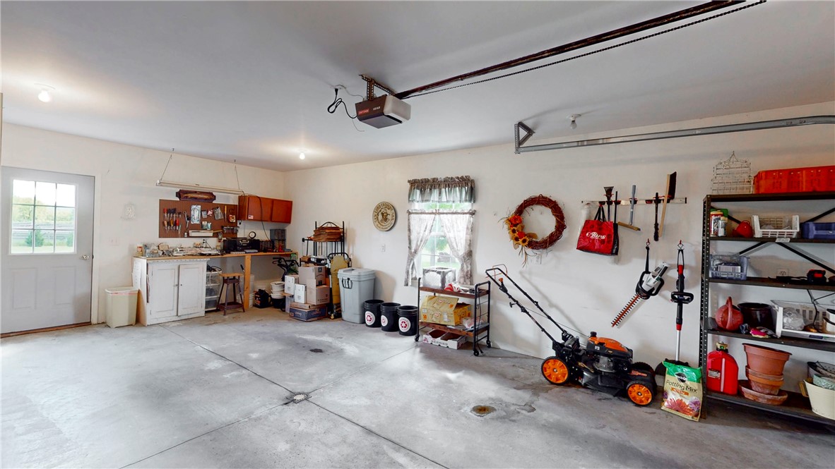 6686 Primrose Place, Bath, New York image 34