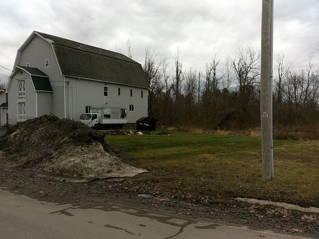 Photo of 72 Railroad Avenue, Hamlin, NY 14464 (MLS # R1657274)