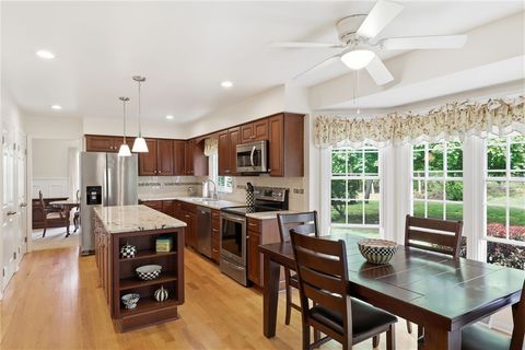 Tiny photo for 38 Bending Oak Drive, Perinton, NY 14534 (MLS # R1684703)