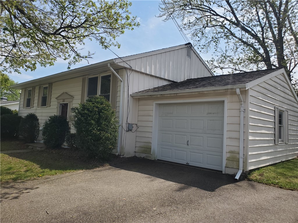 211 Weller Avenue, Horseheads, New York image 4