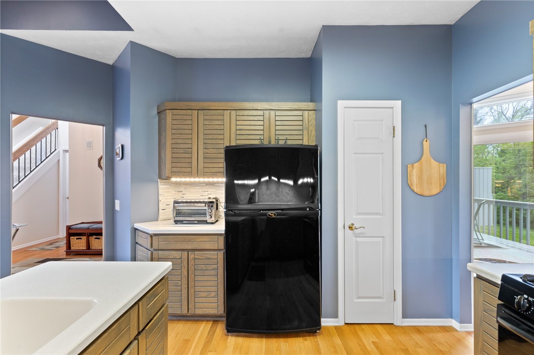 64 Wood Run Commons, Greece, New York image 19
