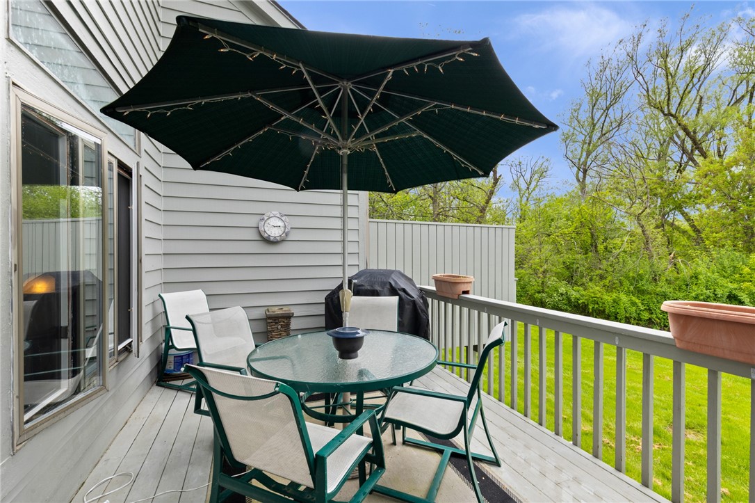 64 Wood Run Commons, Greece, New York image 23