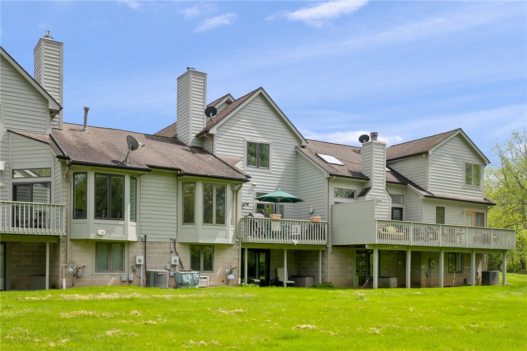 64 Wood Run Commons, Greece, New York image 46