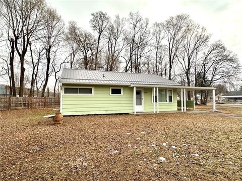 Tiny photo for 2489 Spaulding Drive, Corning, NY 14830 (MLS # R1657331)