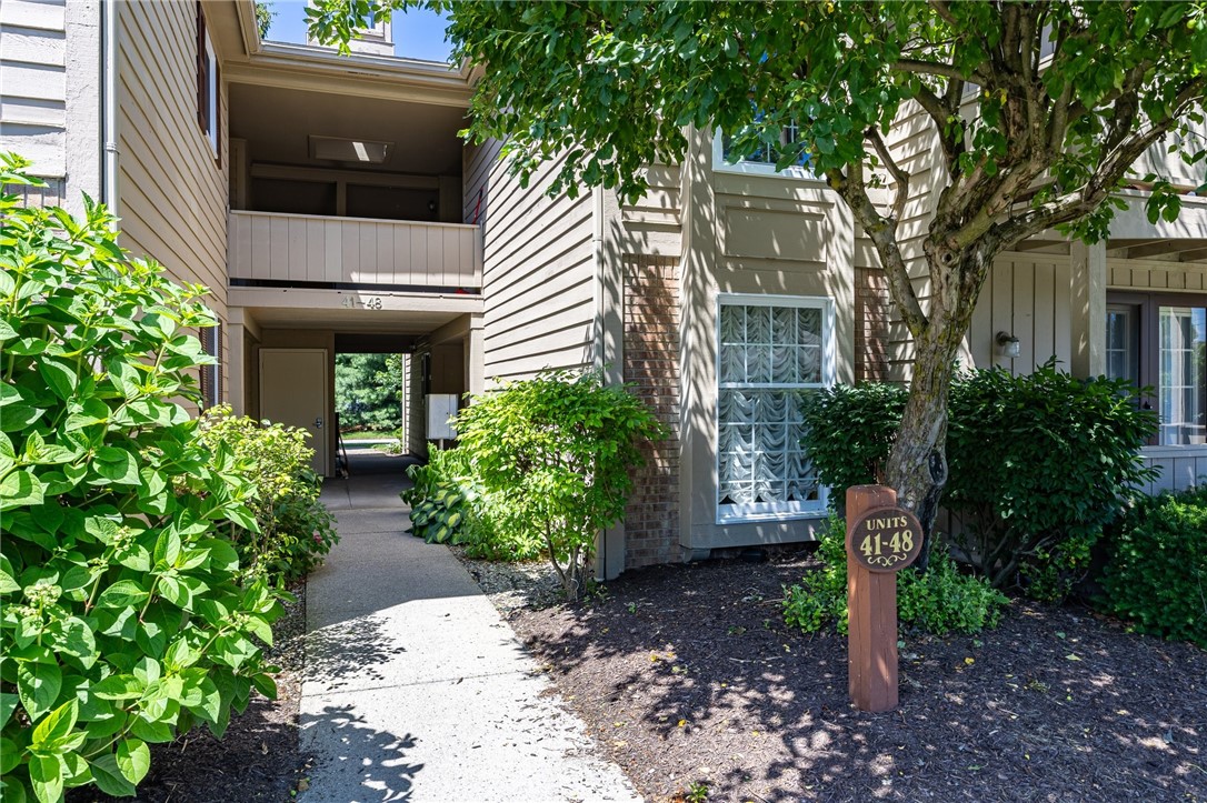 Search Properties 2 42 wood creek drive