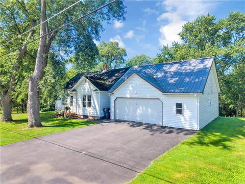 Homes For Sale - 1693 Grand Avenue<br/> Wayne County, Savannah, NY 13146
