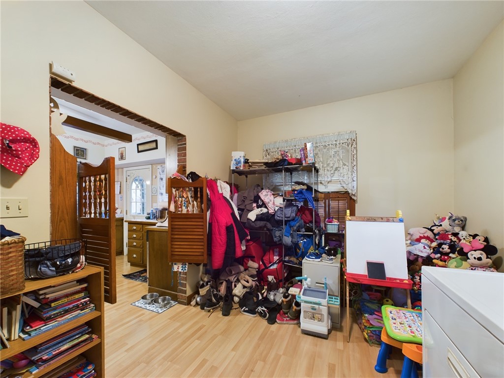 159 Washington Street, Auburn, New York image 10