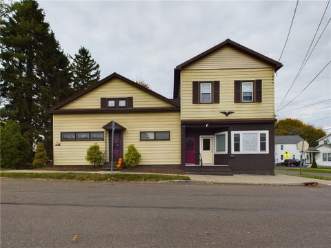 Homes For Sale - 159 Washington Street<br/> Auburn, NY 13021
