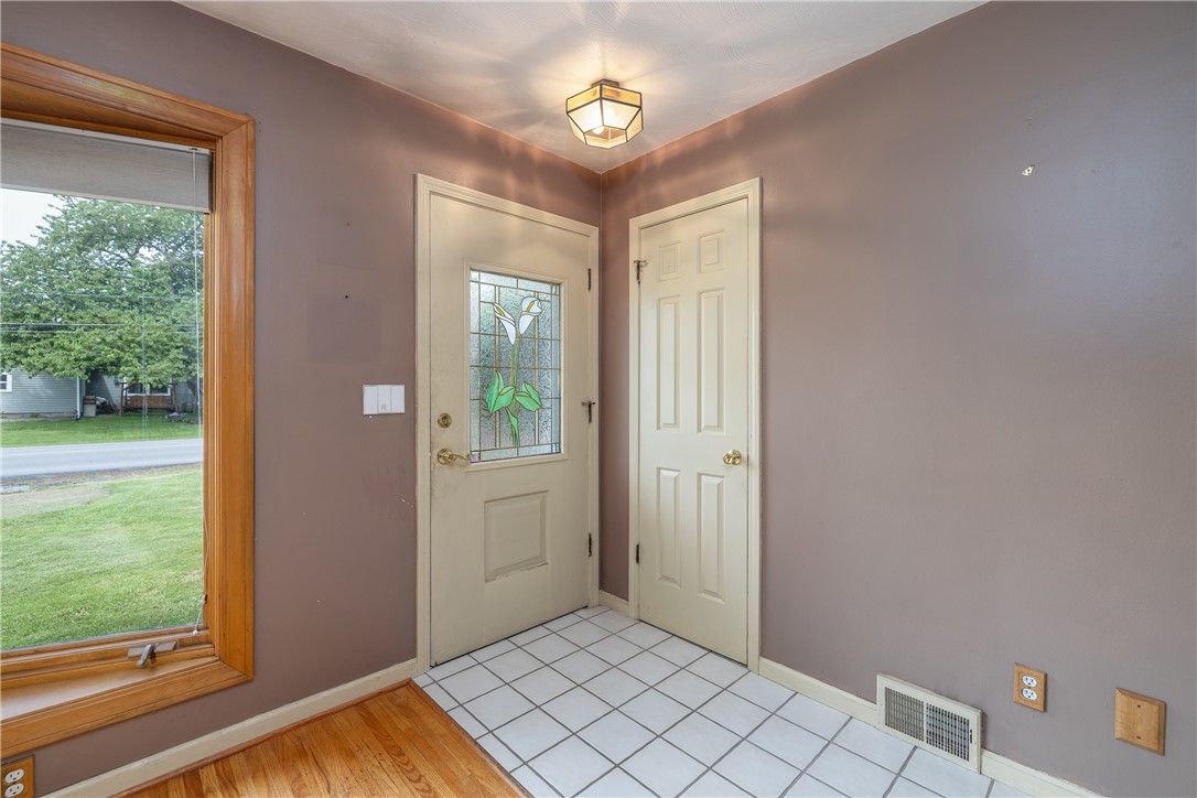 22 Appian Drive, Gates, New York image 5