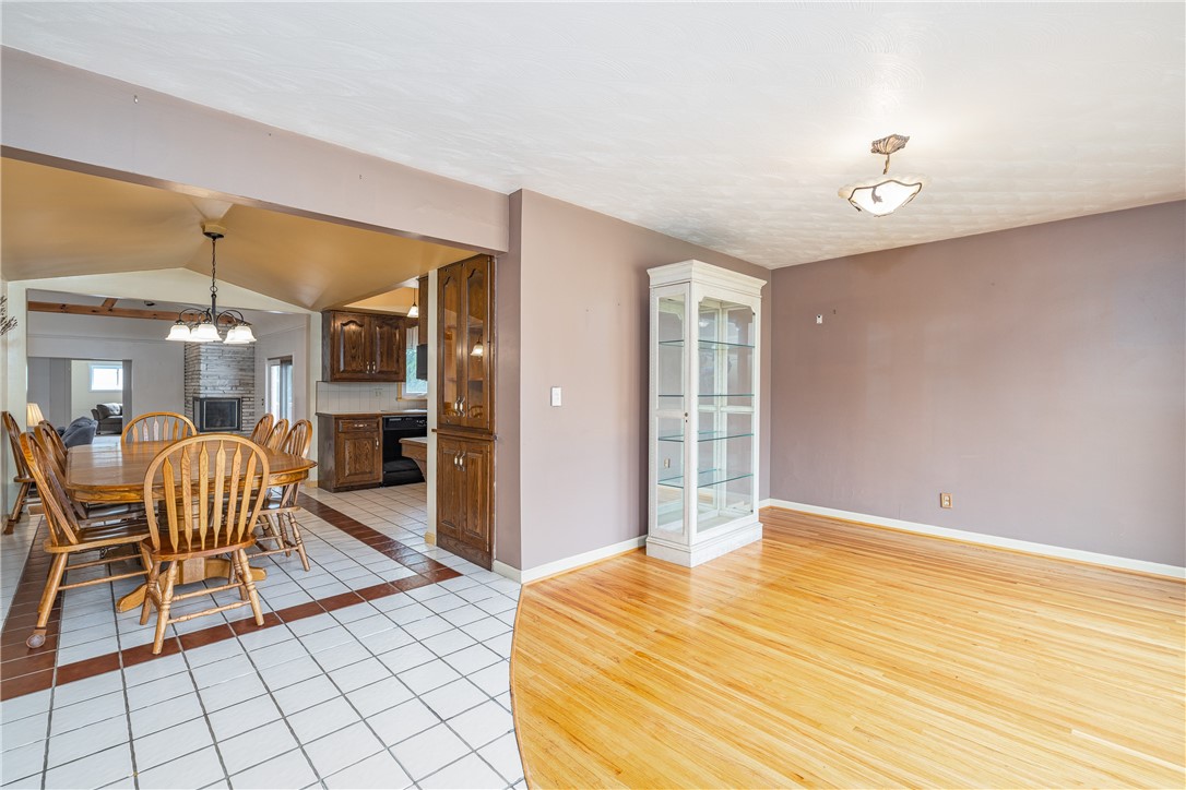 22 Appian Drive, Gates, New York image 6