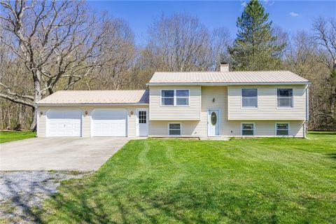 Homes For Sale - 849 Stones Lane<br/> Livingston County, Caledonia, NY 14423