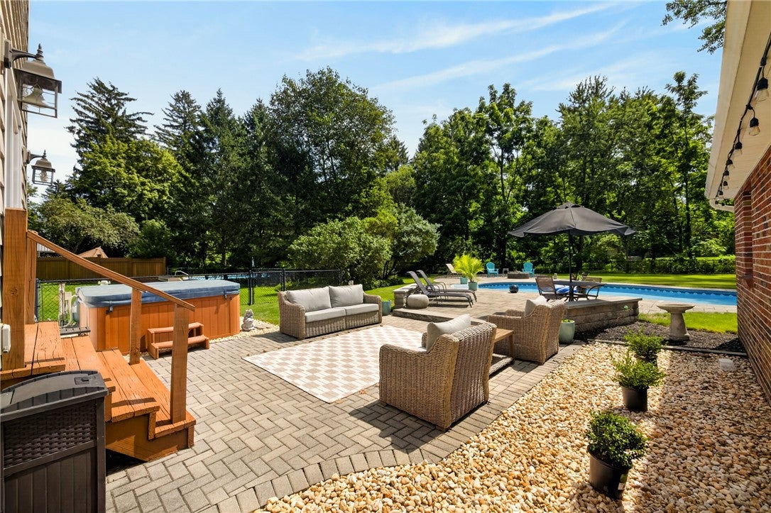 343 French Road