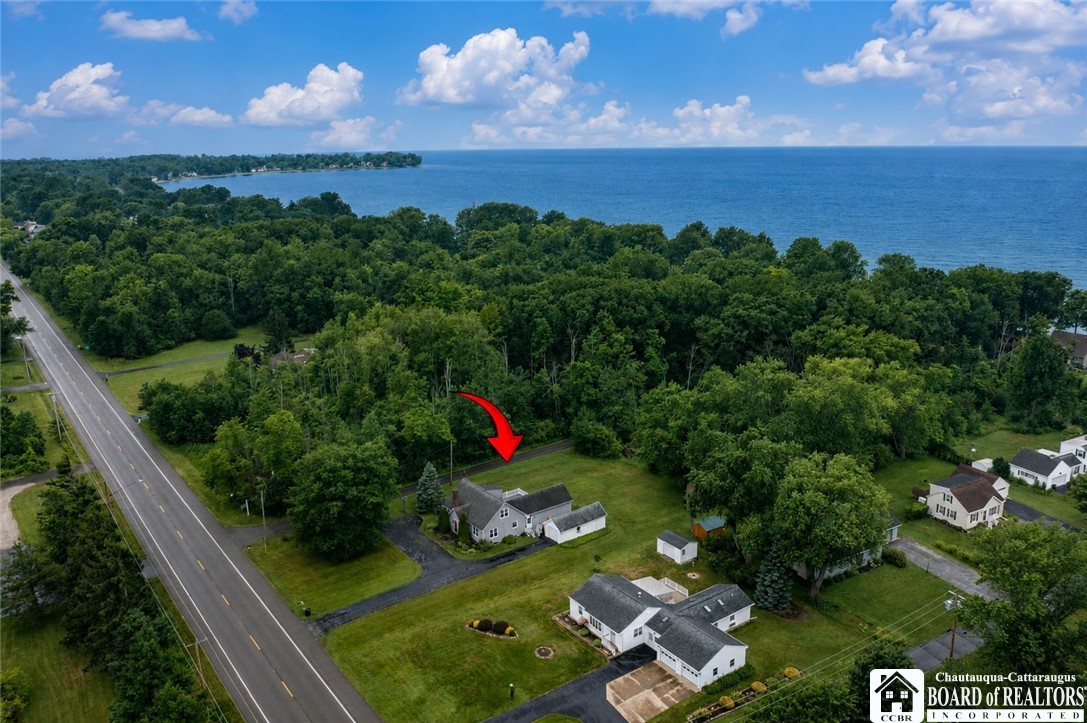 5138 W Lake Road