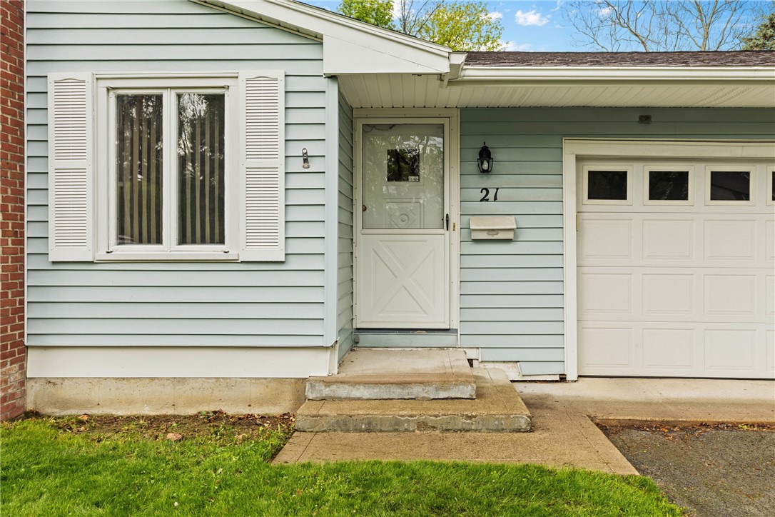 21 Pine Tree Lane, Irondequoit, New York image 4