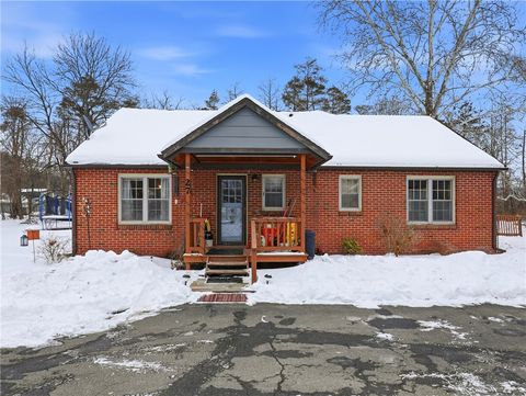 Homes For Sale - 27 E Tioga Street<br/> Spencer, NY 14883