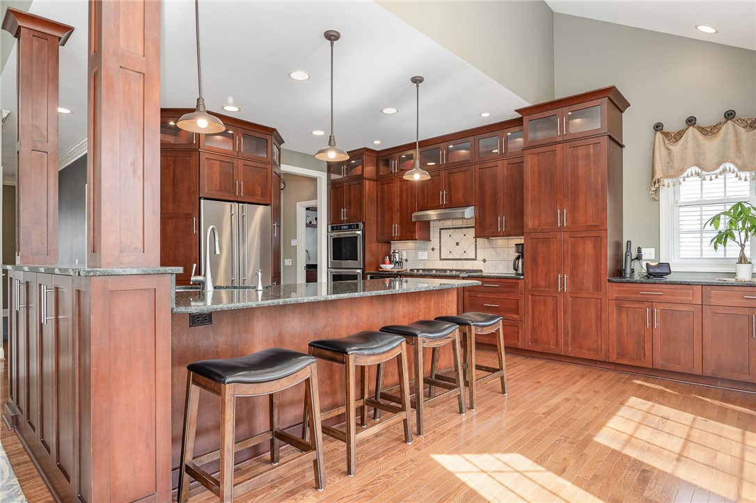 27 Highland Green, Victor, New York image 10