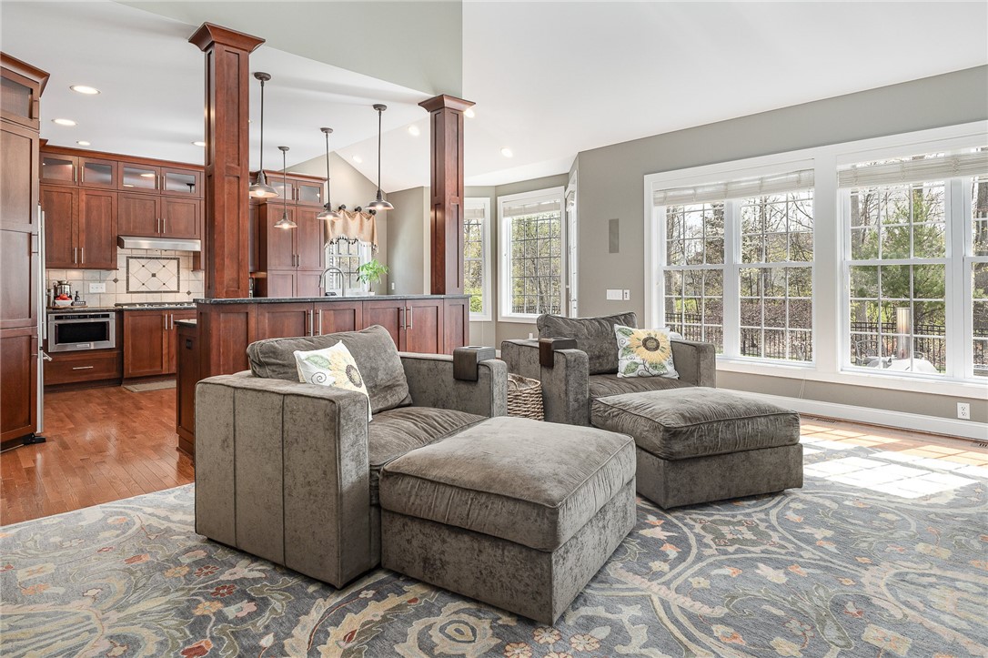 27 Highland Green, Victor, New York image 9
