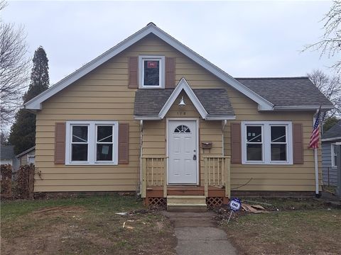 Homes For Sale - 178 Wildwood Drive<br/> Greece, NY 14616