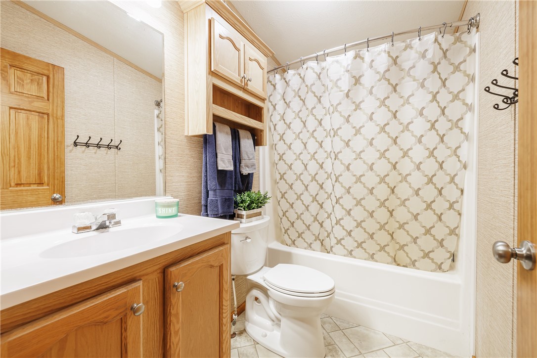 2208 Layton Street Rd Rd, Lyons, New York image 10