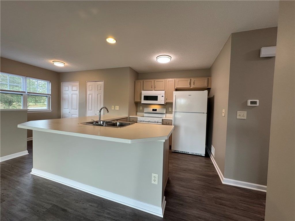 Photo of 1301 Hill Park Court, Chili, NY 14428 (MLS # R1687106)