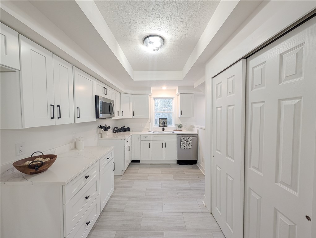 357 Hampton Boulevard, Greece, New York image 7