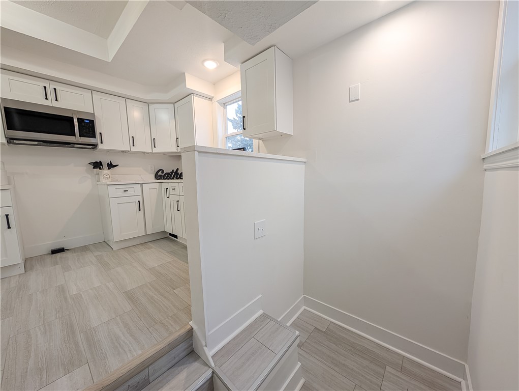 357 Hampton Boulevard, Greece, New York image 3