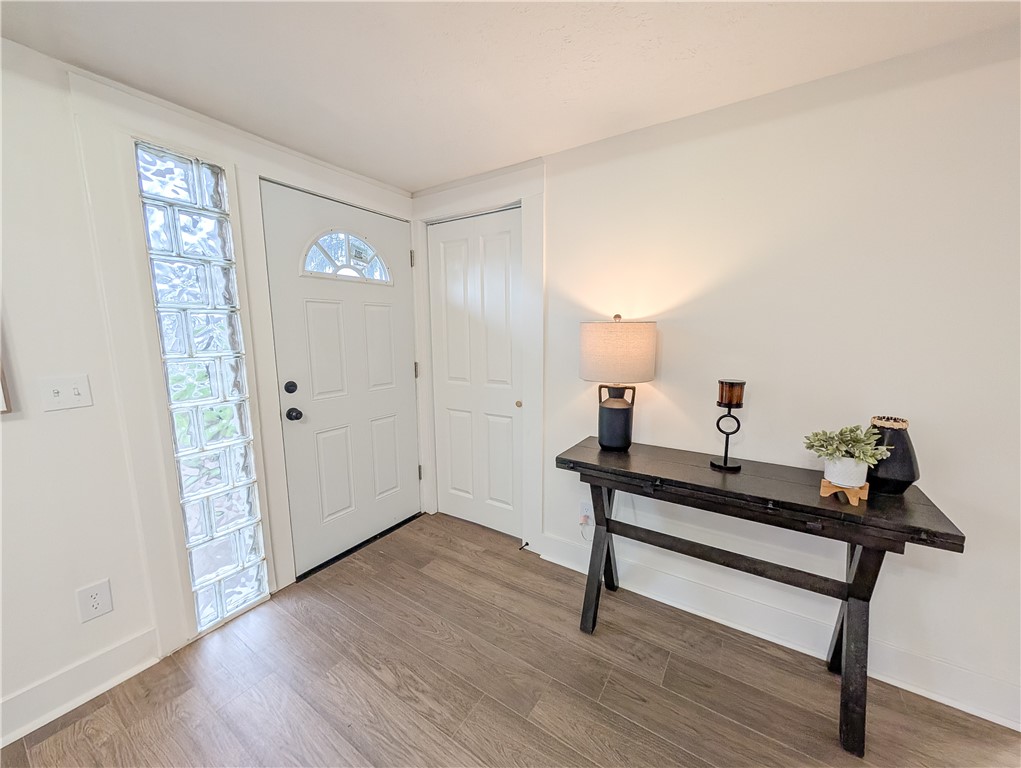 357 Hampton Boulevard, Greece, New York image 13