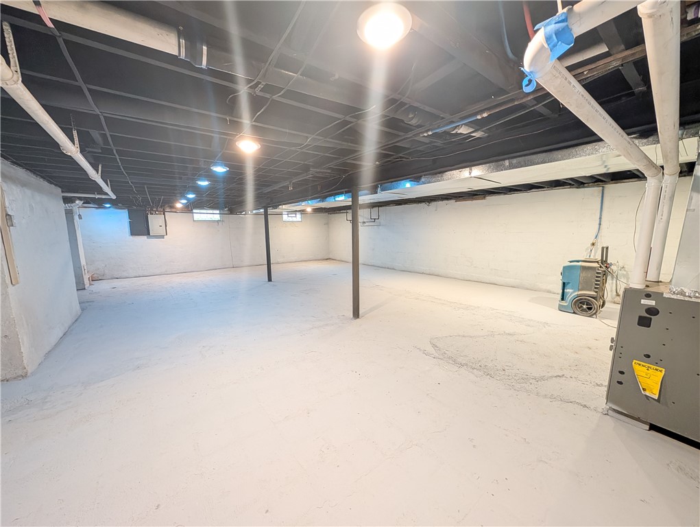 357 Hampton Boulevard, Greece, New York image 22