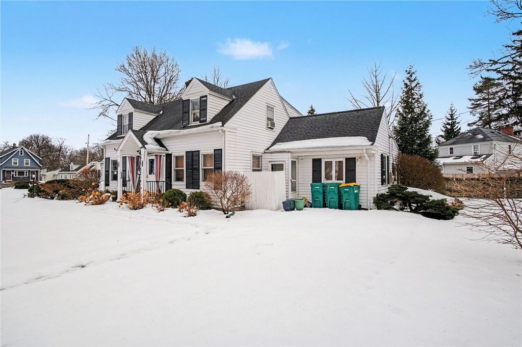 Photo of 2383 Monroe Ave Avenue, Brighton, NY 14618 (MLS # R1662719)