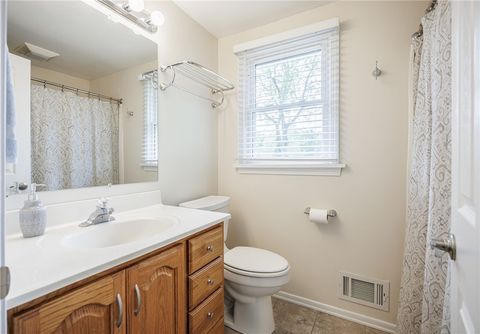 Tiny photo for 54 Maple Leaf Circle, Penfield, NY 14526 (MLS # R1680614)
