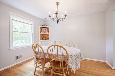 Tiny photo for 54 Maple Leaf Circle, Penfield, NY 14526 (MLS # R1680614)