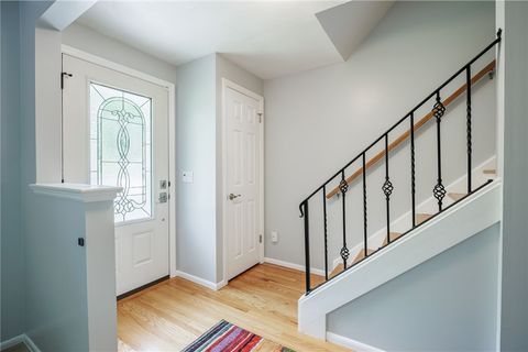 Tiny photo for 54 Maple Leaf Circle, Penfield, NY 14526 (MLS # R1680614)