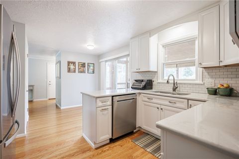 Tiny photo for 54 Maple Leaf Circle, Penfield, NY 14526 (MLS # R1680614)