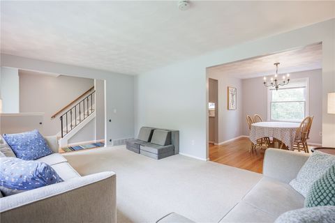 Tiny photo for 54 Maple Leaf Circle, Penfield, NY 14526 (MLS # R1680614)