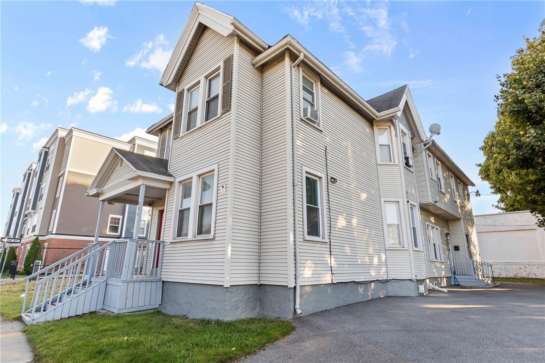 135 Delevan Street