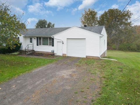 Photo for 4279 Cream Ridge Road