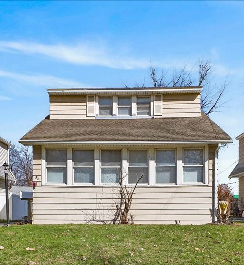 Homes For Sale - 34 Carlisle Street<br/> Monroe County, Rochester, NY 14615