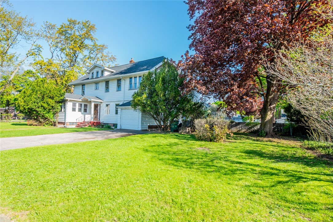 412 Cooper Road, Irondequoit, New York image 3