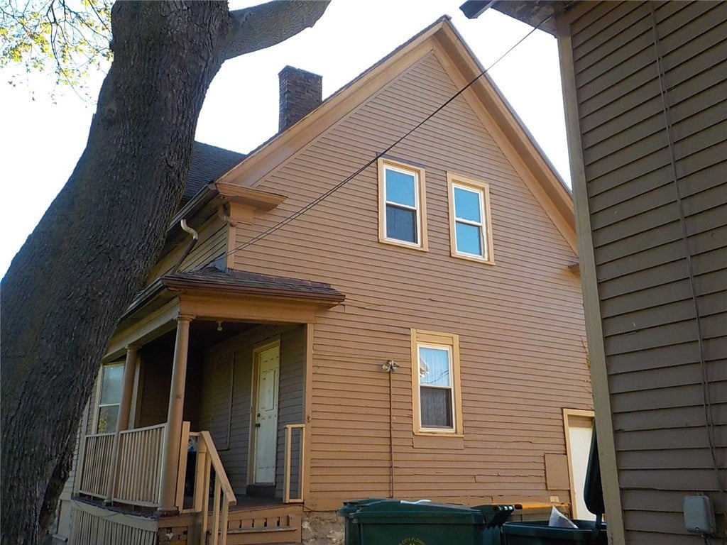 464 Clifford Avenue