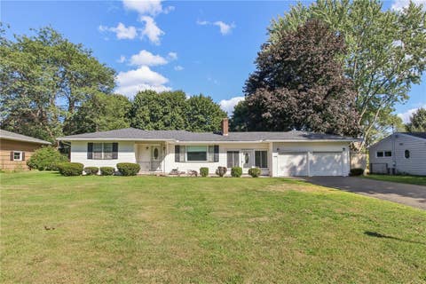 Photo for 33 Wedgewood Drive