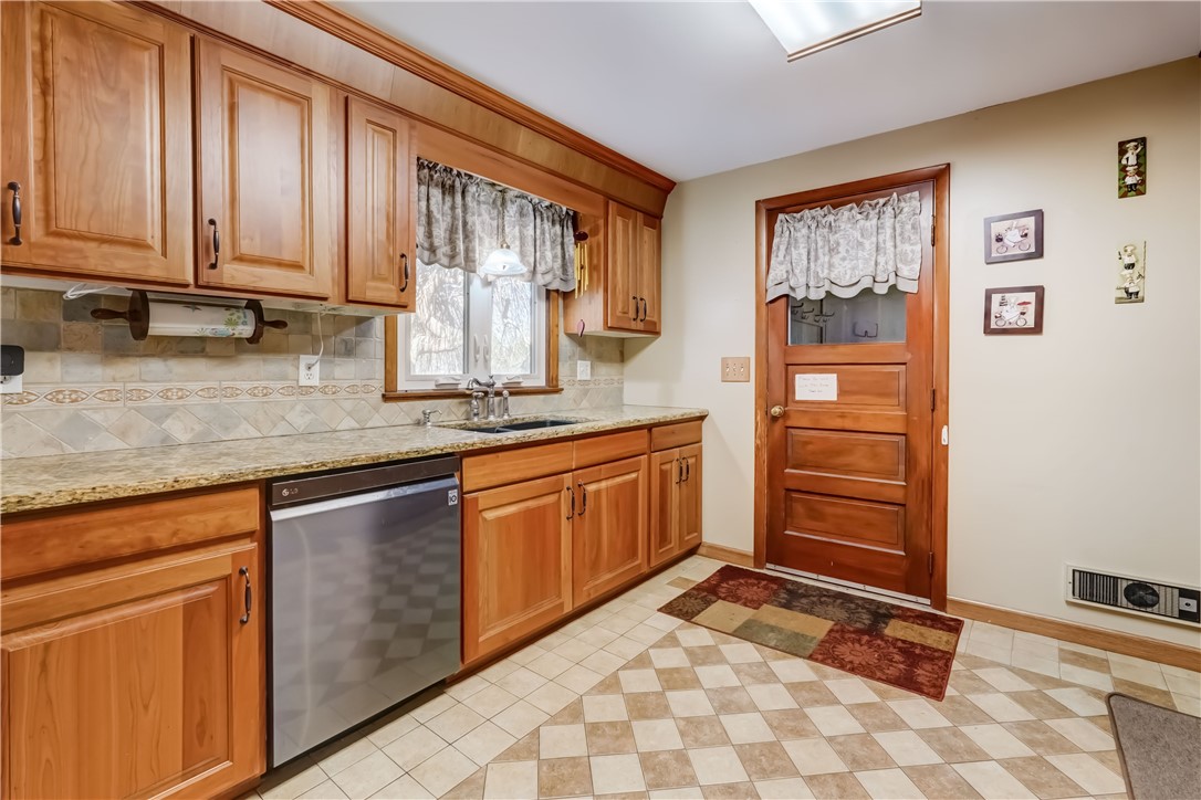 4310 Bennetts Corners Road, Clarendon, New York image 14
